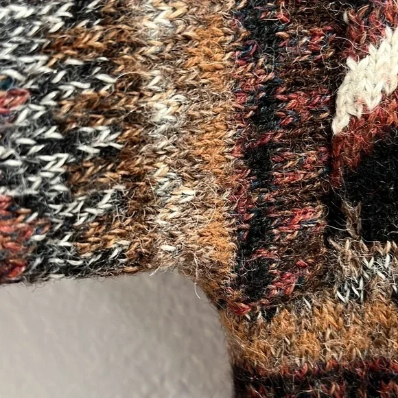 VINTAGE :: CARDIGAN - Picture 8 of 12